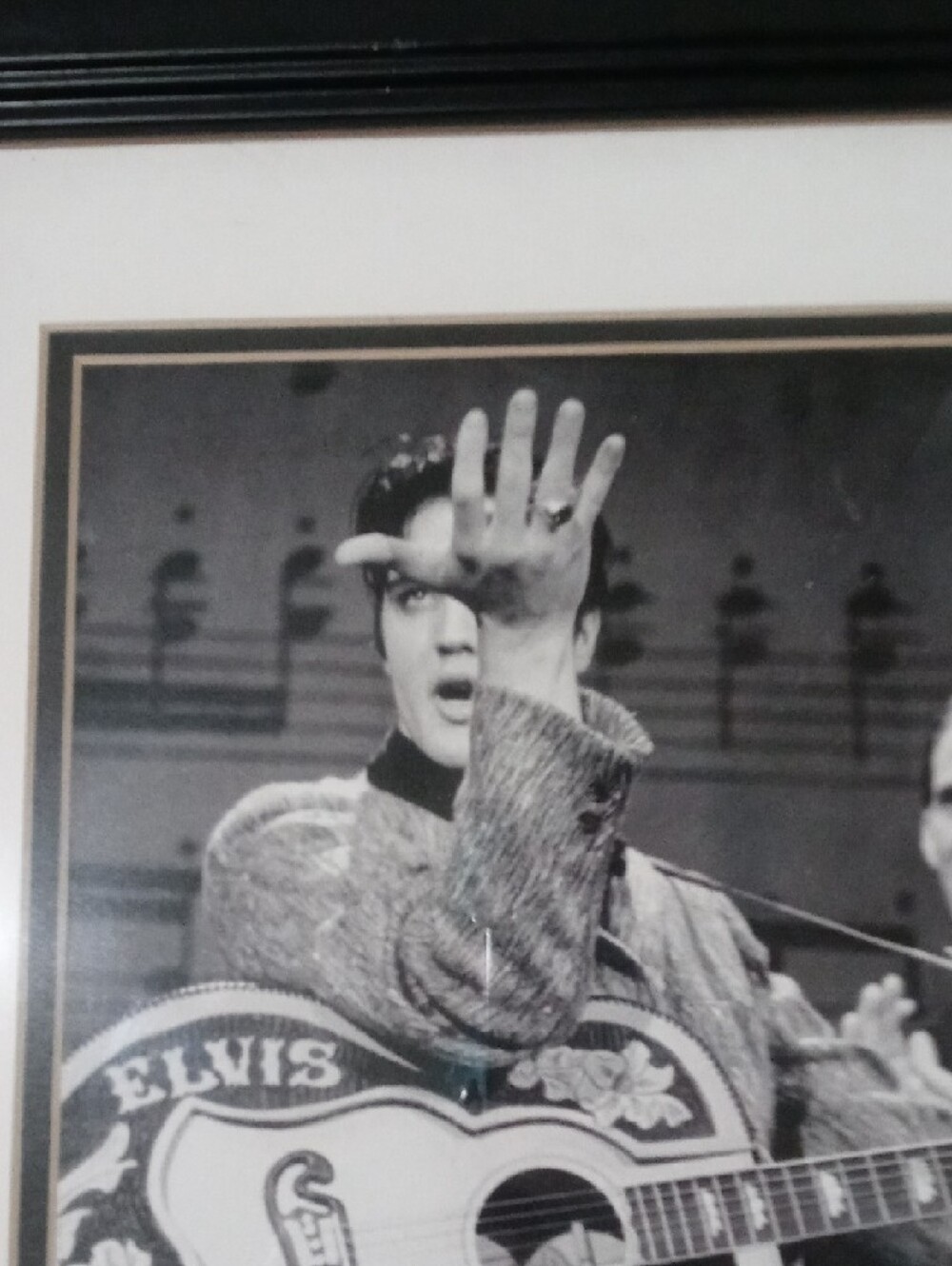 Elvis Presley Framed Guitar Photo - Black Frame - Picture 2 of 7